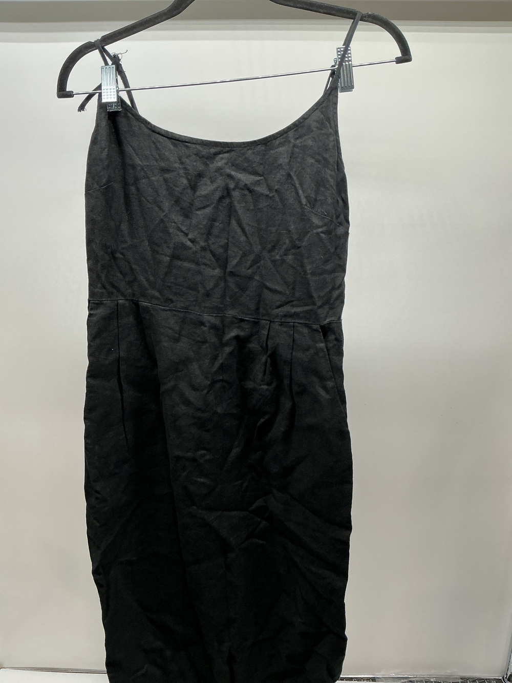 100% European Linen Scoop Neck Midi Dress